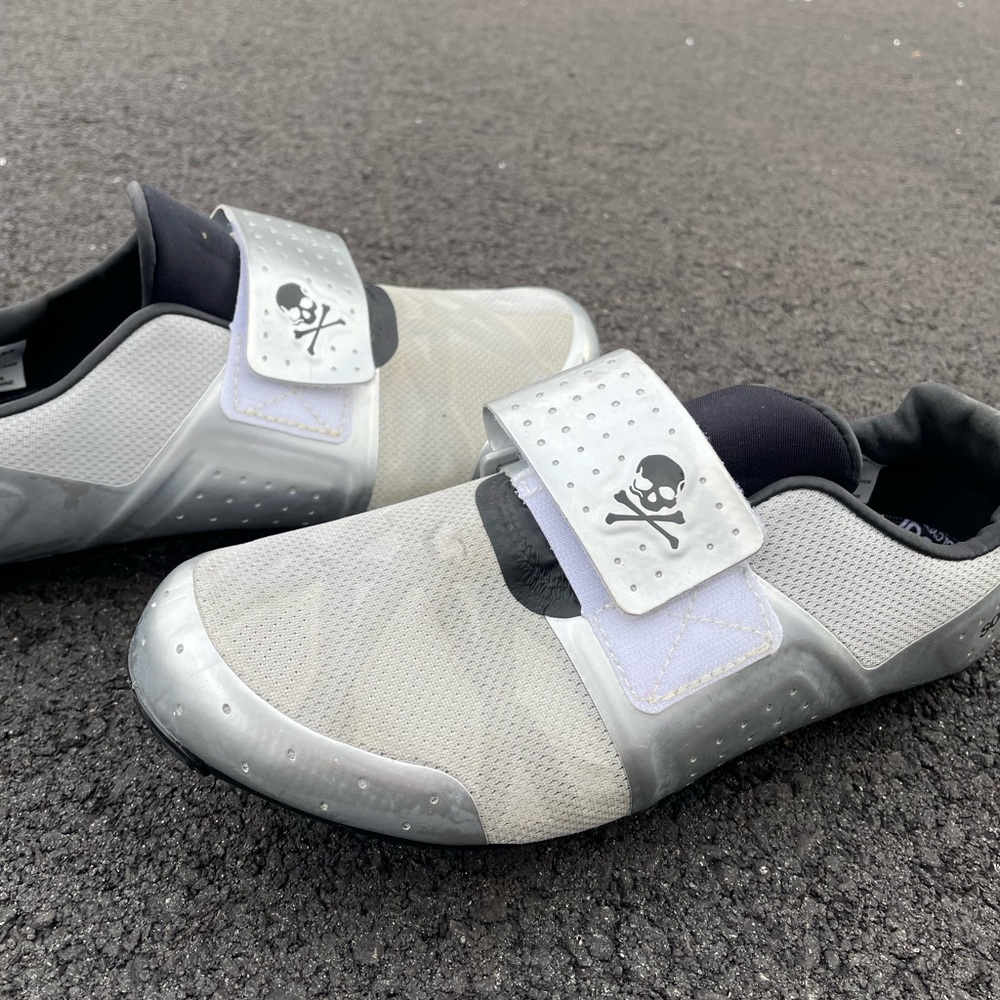 Soul cycle stationary bike shoes
